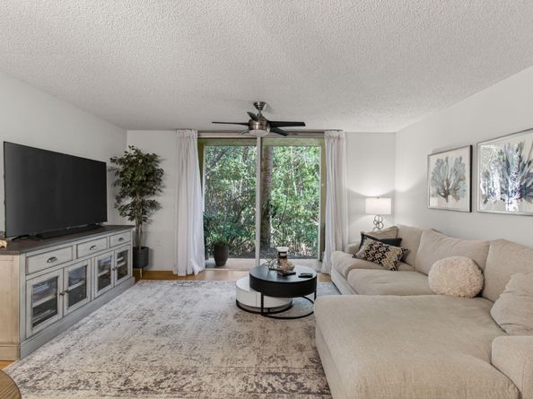 1100 Scotia Drive 104, Hypoluxo FL 33462