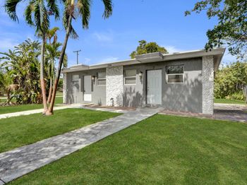 2261 NW 2nd Street