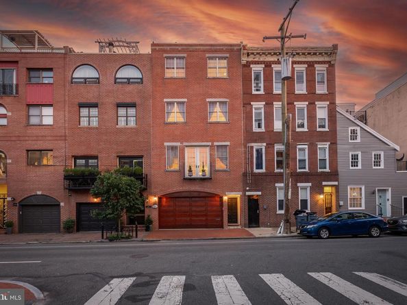 124 Bainbridge Street, Philadelphia PA 19147