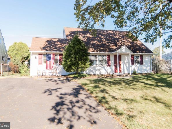 41 Valentine Lane, Levittown PA 19054