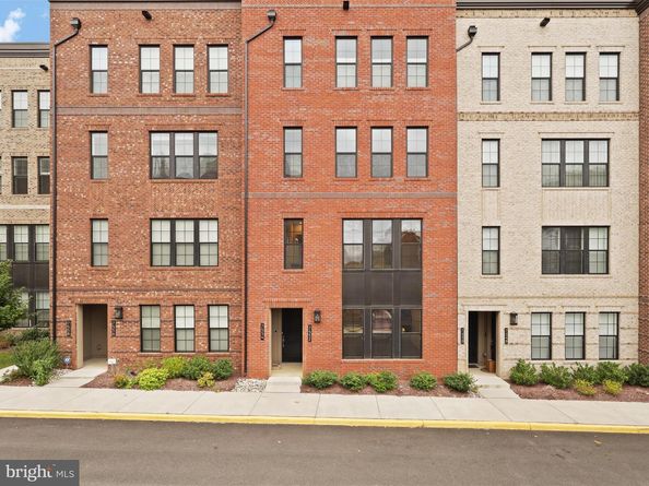 7552 Sawyer Farm Way 1405, Mclean VA 22102