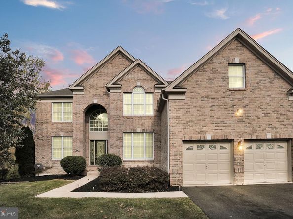 2479 Wheatfield Lane, Furlong PA 18925