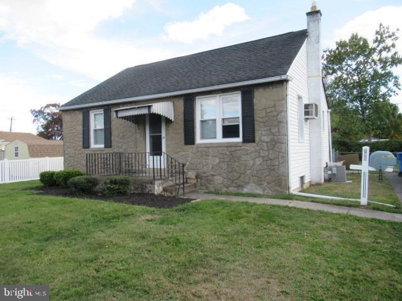 222 New York Avenue, Croydon, PA 19021 - For Sale