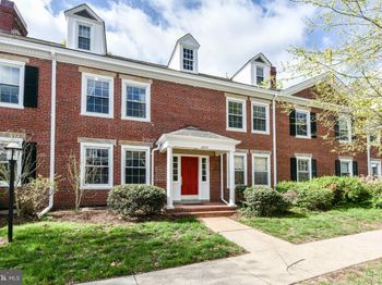 3279 S Stafford Street