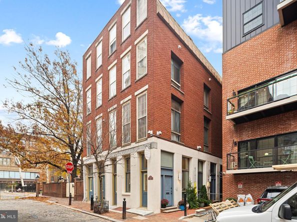 210 Church Street 1J, Philadelphia PA 19106