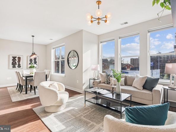 989 S Buchanan Street 225, Arlington VA 22204