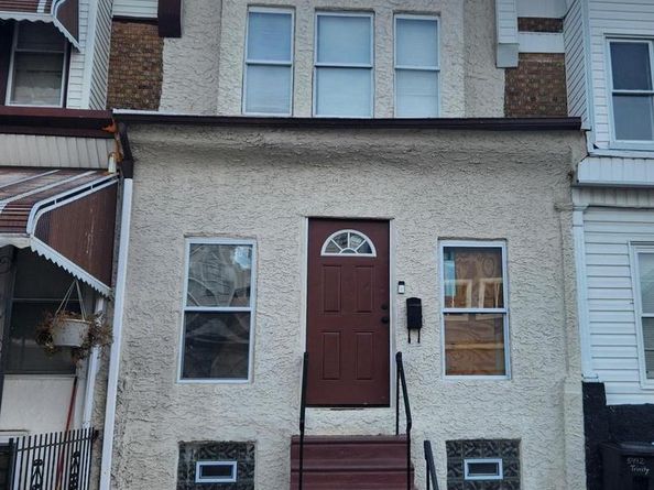5628 Windsor Avenue, Philadelphia PA 19143