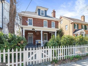 3834 Mckinley Street NW