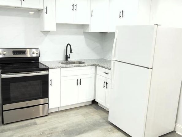 4522 Paul Street, Philadelphia PA 19124