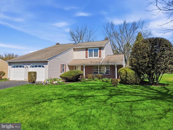 1567 Brock Creek Drive, Yardley PA 19067
