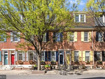 1115 Lombard Street