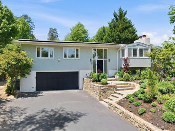 11610 Karen Drive