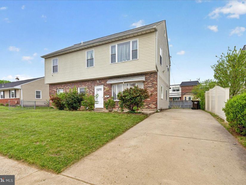 2928 Windsor Drive, Bensalem PA 19020