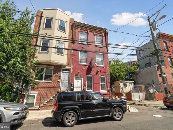 2105 N 17TH Street, Philadelphia PA 19121