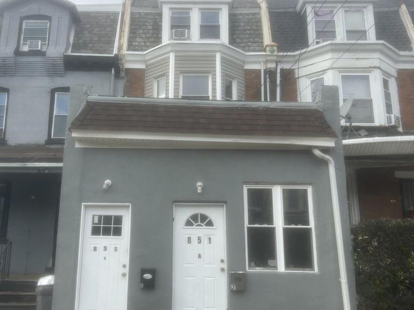 851 E Chelten Avenue, Philadelphia PA 19138
