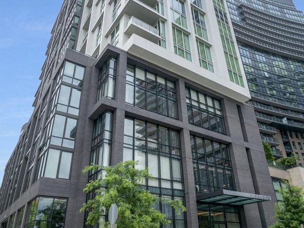 1781 Pierce Street N 406, Arlington VA 22209