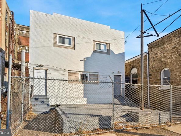 2045 W Toronto Street, Philadelphia PA 19132