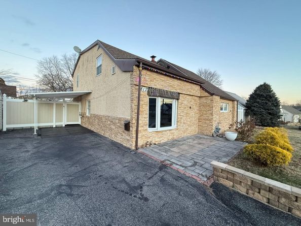 813 Piermont Street, Philadelphia PA 19116