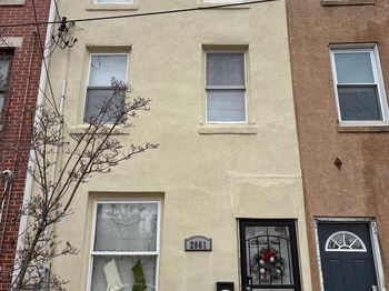 2061 E Hagert Street