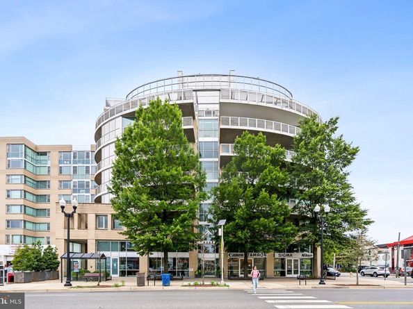 3409 Wilson Boulevard 611, Arlington VA 22201