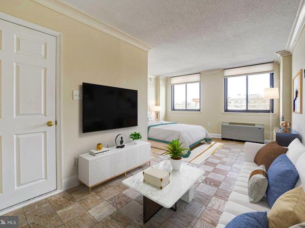 801 N Pitt Street 311, Alexandria VA 22314