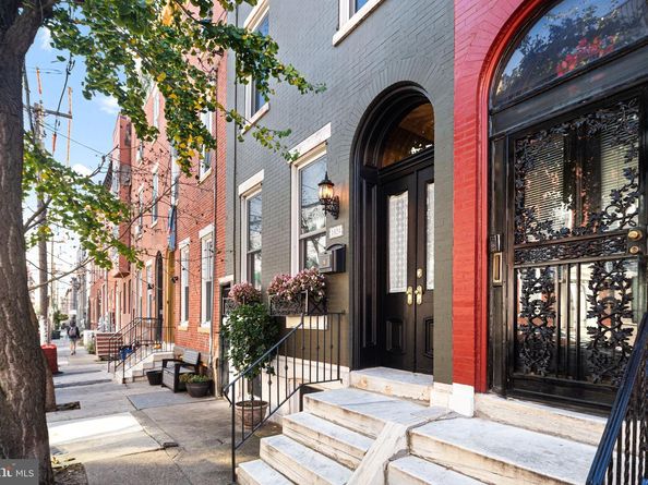 1624 Brown Street, Philadelphia PA 19130