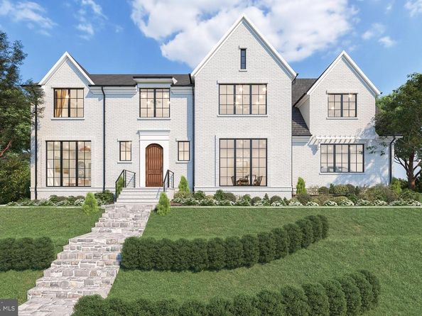 2934 Glover Drive NW, Washington DC 20016