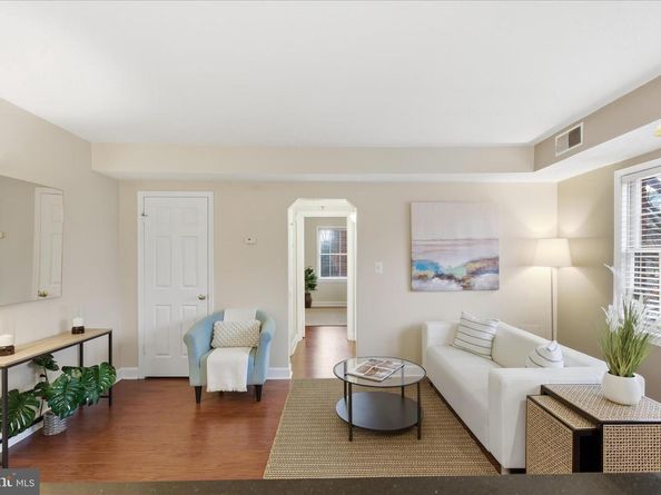 600 Bashford Lane 2332, Alexandria VA 22314