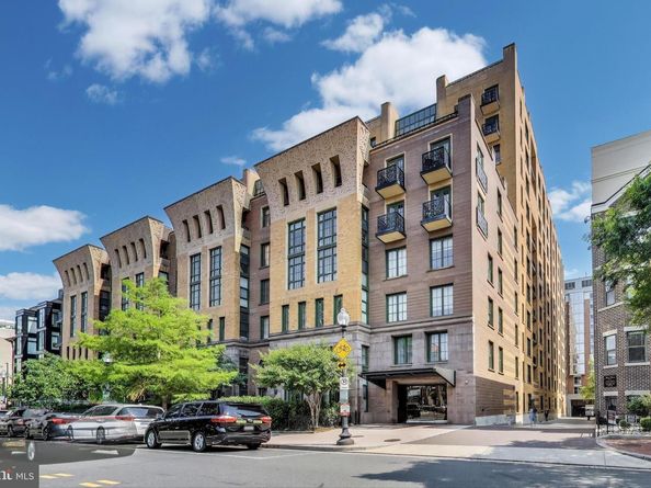 910 M Street NW 1022, Washington DC 20001