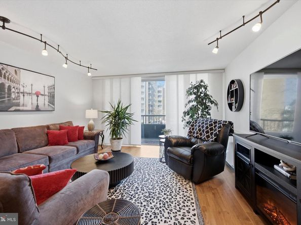 100 West Avenue 229S, Jenkintown PA 19046