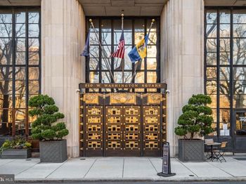 210 W Washington Square