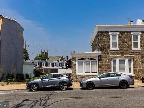 5236 Ridge Avenue, Philadelphia PA 19128