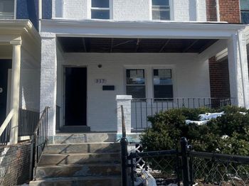 317 18TH Street NE