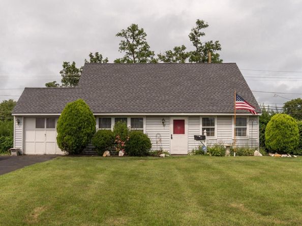 77 Cardinal Road, Levittown PA 19057