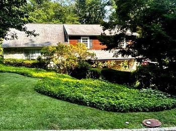 2766 Arrowhead Drive
