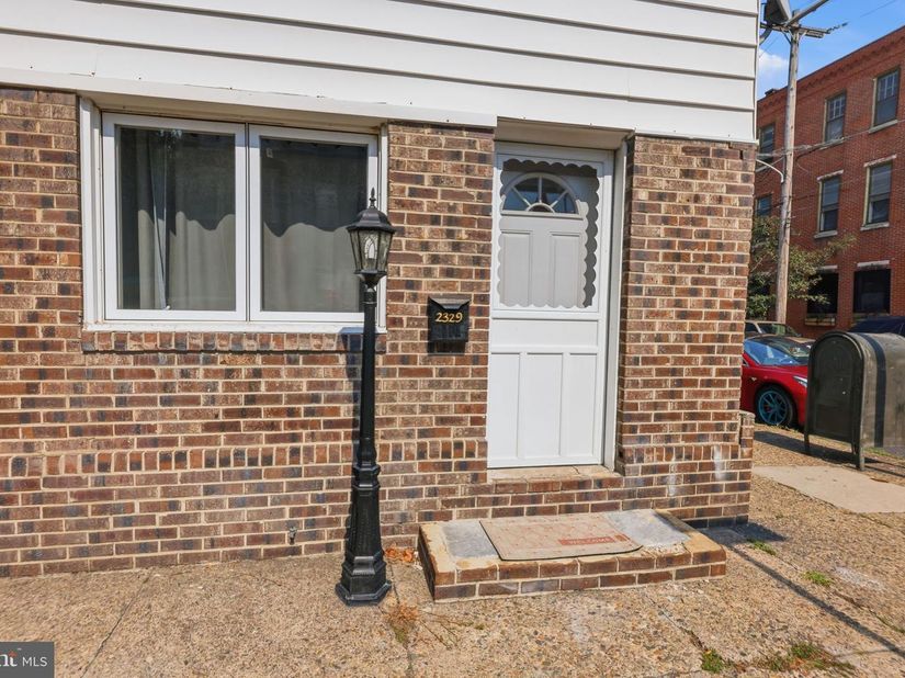 2329 E Cumberland Street, Philadelphia PA 19125