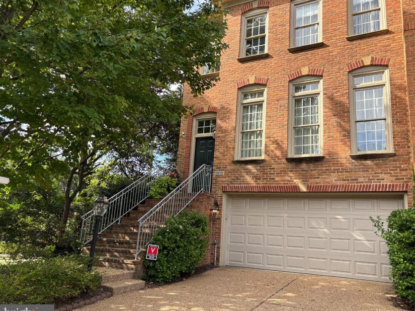 1816 Brentridge Street, Vienna VA 22182