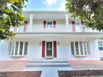 3911 Shelley Lane