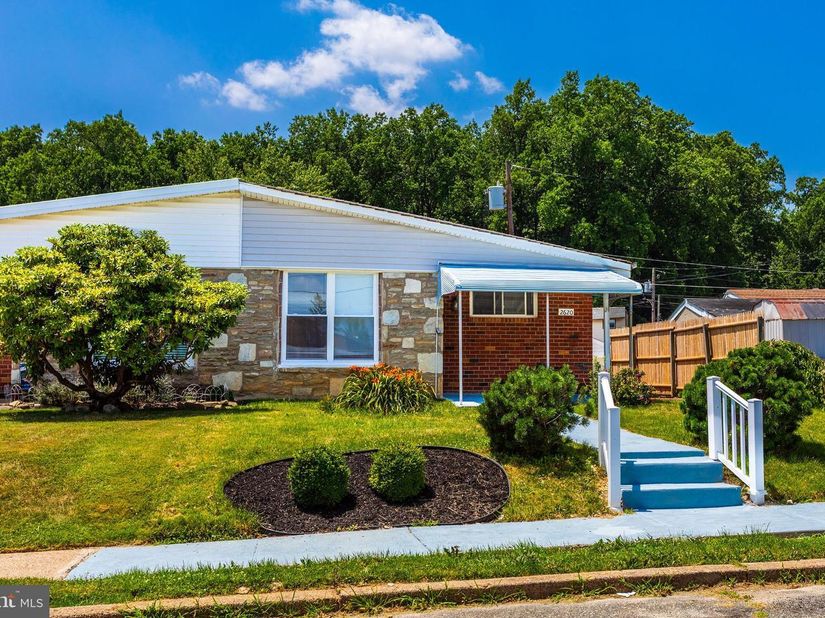2620 Sperry Street, Philadelphia PA 19152