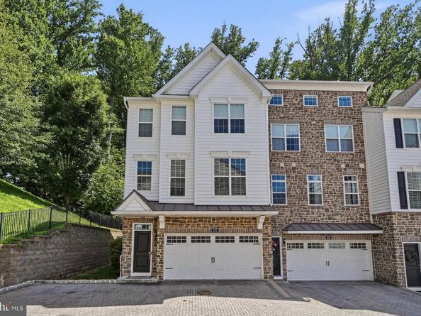 109 Eastwing Alley, Media PA 19063