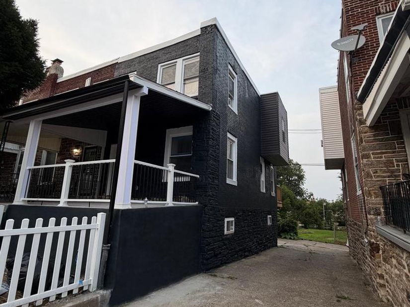 4633 Fernhill Road, Philadelphia PA 19144