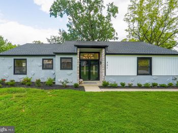 501 Flora Circle