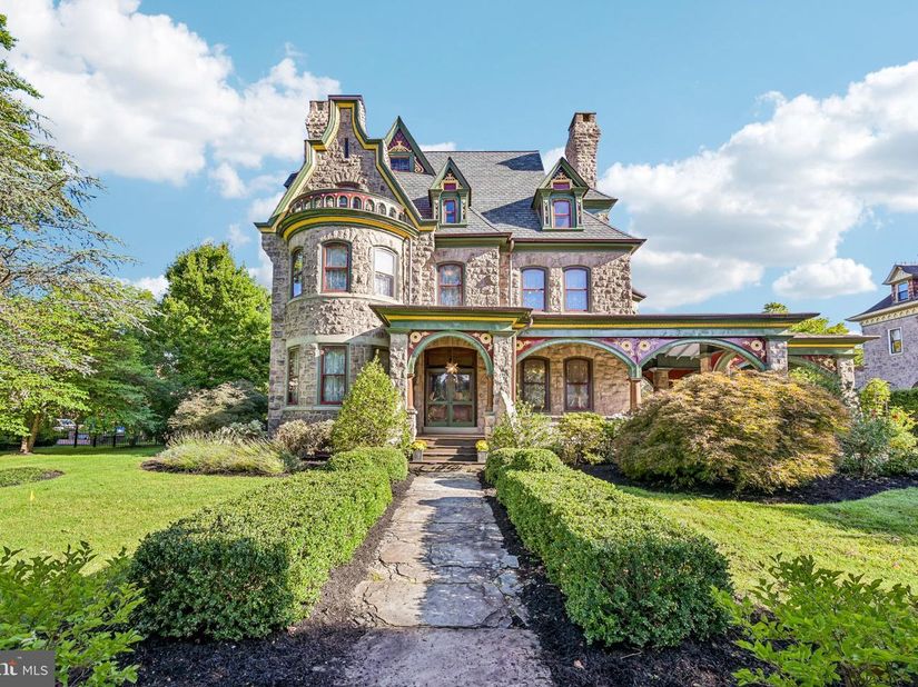 6 Lindenwold Terrace, Ambler PA 19002