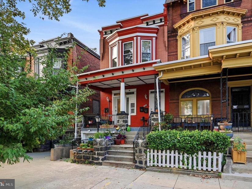 5125 Spruce Street, Philadelphia PA 19139