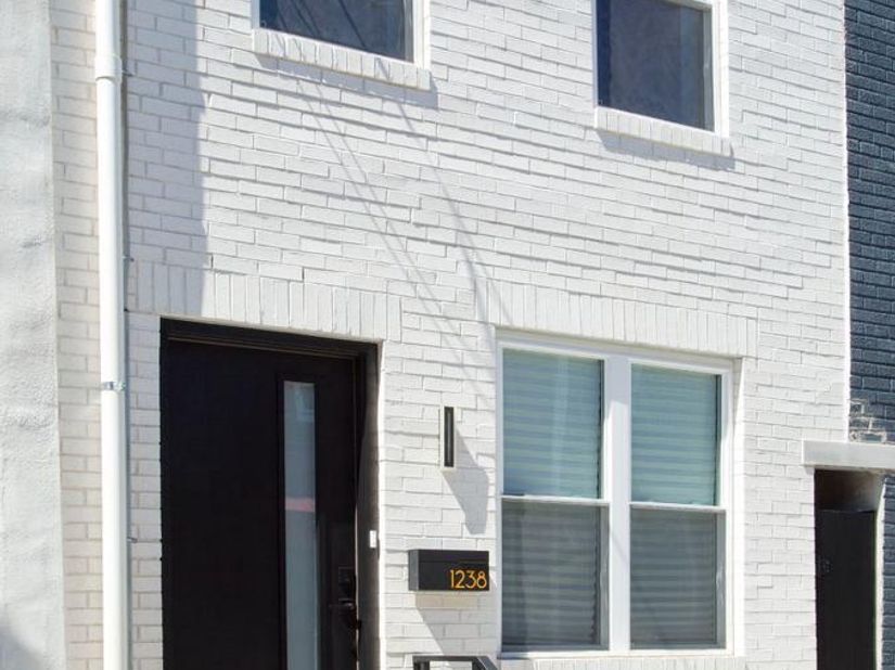 1238 S Warnock Street, Philadelphia PA 19147