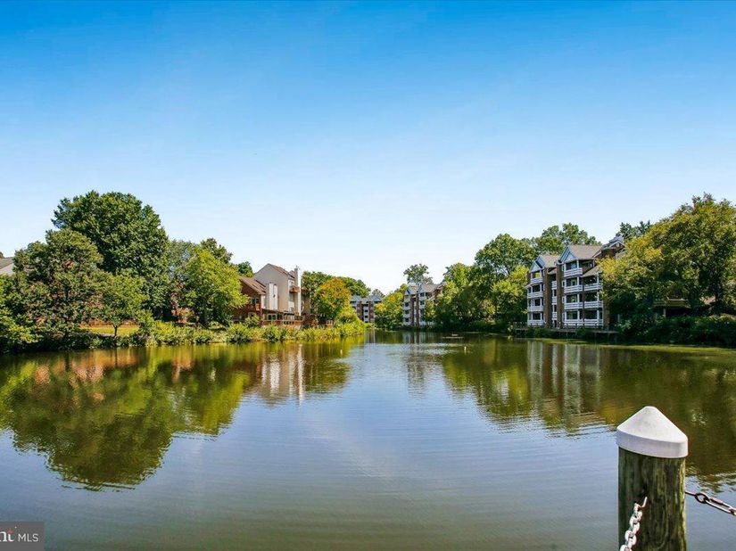 7604 Lakeside Village Drive, Falls Church VA 22042