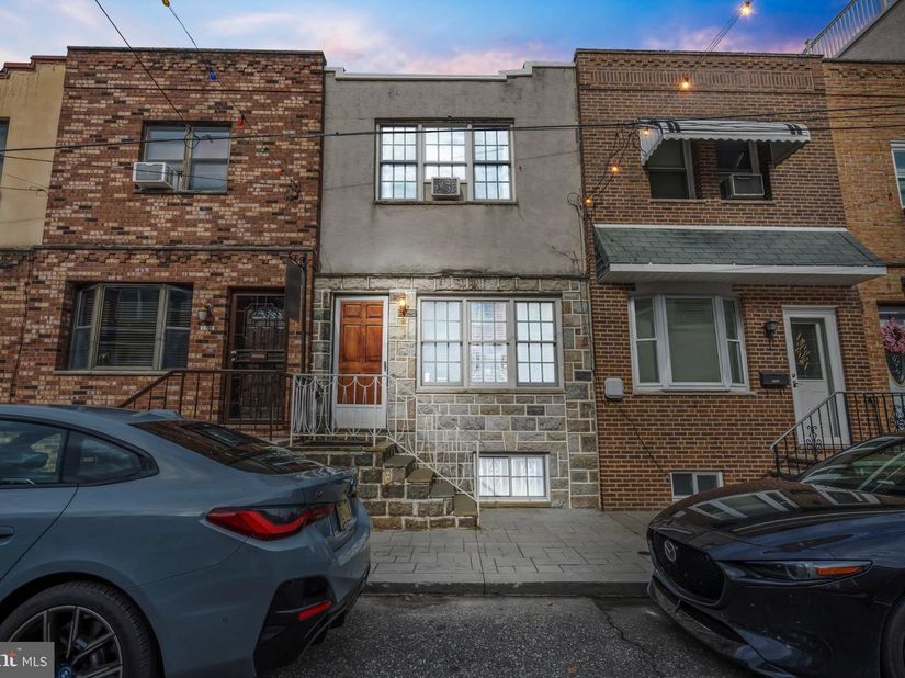 2920 S Carlisle Street, Philadelphia PA 19145