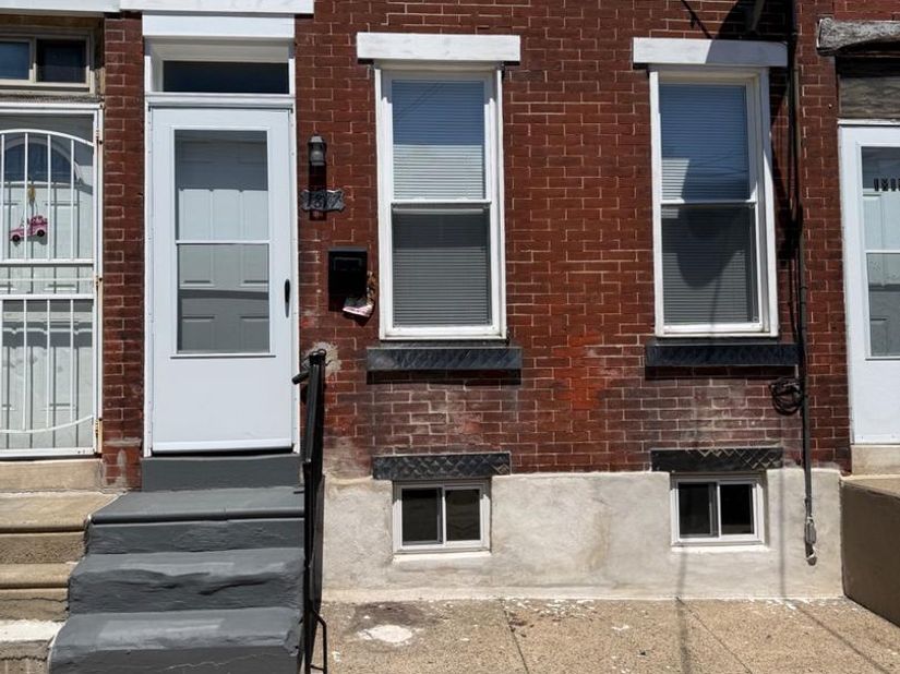 1817 E Madison Street, Philadelphia PA 19134