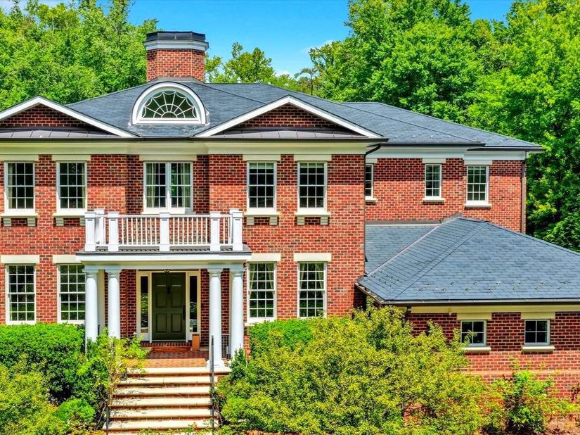 6804 Benjamin Street, Mclean VA 22101