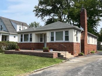 318 Providence Road W